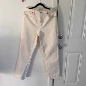 Abercrombie 90’s Straight Ultra High Rise 8s
